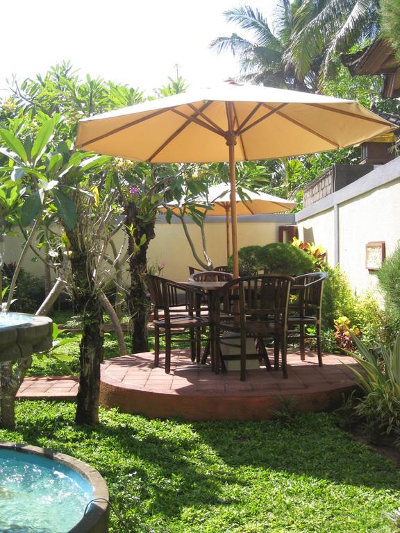 Frangipani Homestay Nusa Dua  Zewnętrze zdjęcie