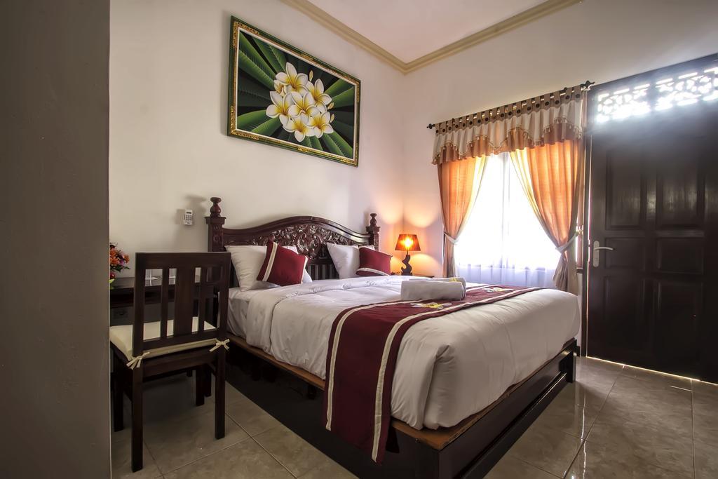 Frangipani Homestay Nusa Dua  Pokój zdjęcie