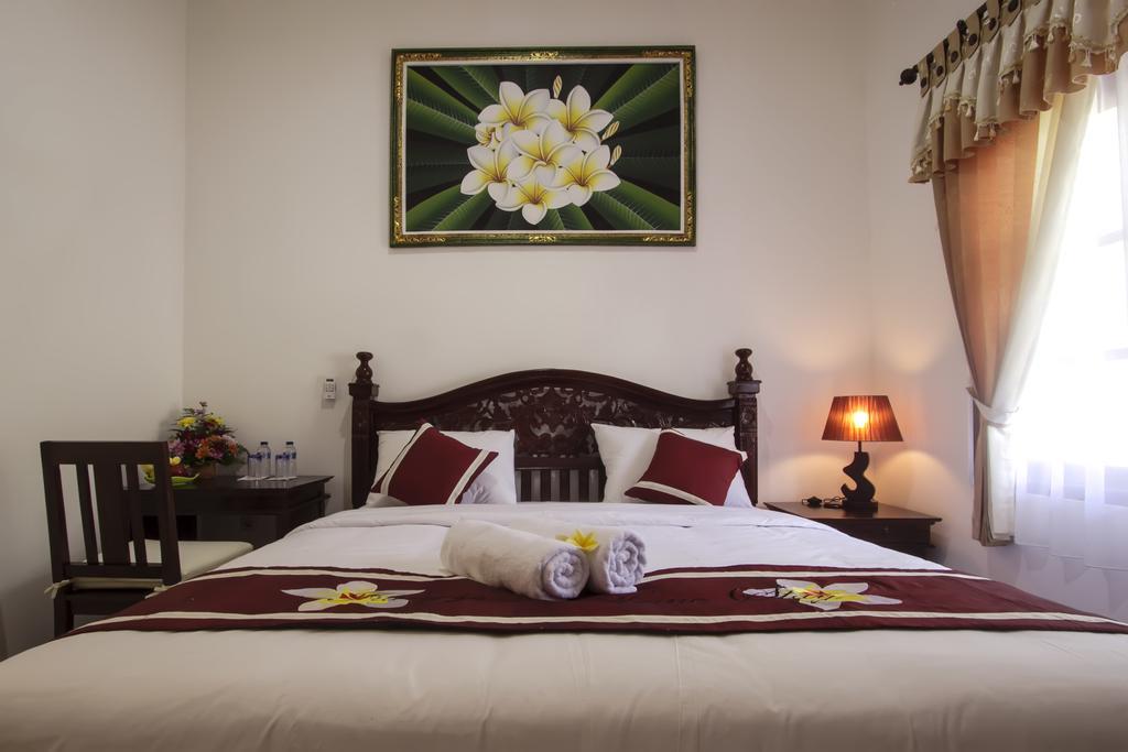 Frangipani Homestay Nusa Dua  Pokój zdjęcie